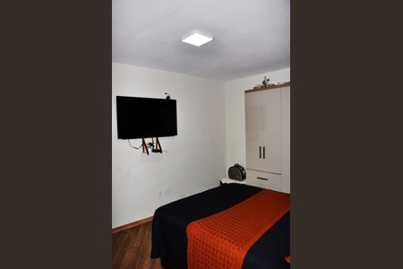 Casa de condomínio à venda com 231m², 4 quartos e 1 vaga Casa de condomínio à venda com 231m², 4 quartos e 1 vagaQuarto 2 Casa 2