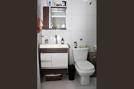 Casa de condomínio à venda com 231m², 4 quartos e 1 vaga Casa de condomínio à venda com 231m², 4 quartos e 1 vagaBanheiro Casa 2