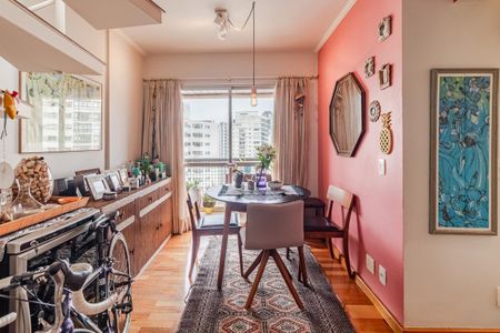 Sala de apartamento à venda com 2 quartos, 84m² em Paraíso, São Paulo