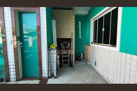 Casa de condomínio à venda com 300m², 3 quartos e 2 vagasChurrasqueira