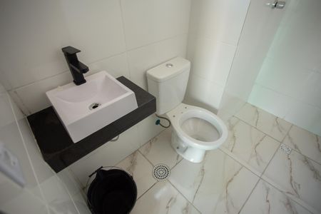 Studio para alugar com 28m², 1 quarto e sem vaga Studio para alugar com 28m², 1 quarto e sem vagaBanheiro