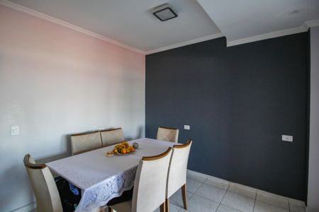 Casa à venda com 175m², 3 quartos e 3 vagas Casa à venda com 175m², 3 quartos e 3 vagasCopa