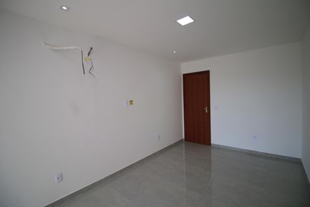 Casa à venda com 320m², 4 quartos e 2 vagasSuíte 2