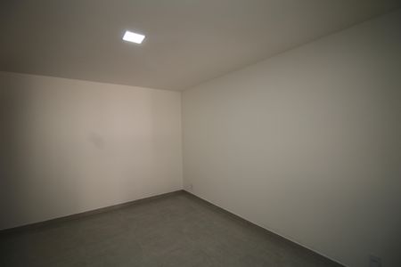 Casa à venda com 320m², 4 quartos e 2 vagasQuarto de Serviço