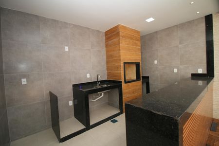 Casa à venda com 320m², 4 quartos e 2 vagasÁrea comum - Churrasqueira