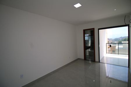 Casa à venda com 320m², 4 quartos e 2 vagasSuíte 2