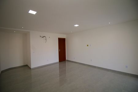 Casa à venda com 320m², 4 quartos e 2 vagasSuíte 3