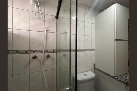 Apartamento à venda com 62m², 2 quartos e 1 vaga Apartamento à venda com 62m², 2 quartos e 1 vagaBanheiro