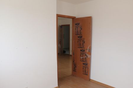 Quarto 1 de apartamento para alugar com 2 quartos, 48m² em Jardim Alvorada, Nova Iguaçu