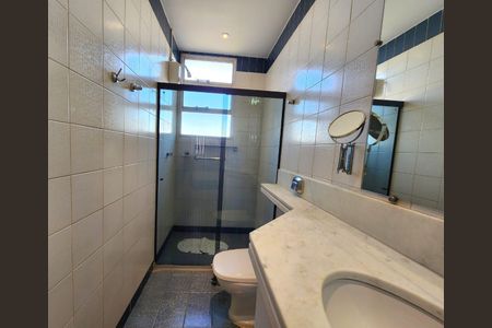 Apartamento à venda com 122m², 4 quartos e 2 vagas Apartamento à venda com 122m², 4 quartos e 2 vagasBanheiro