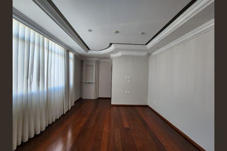 Apartamento à venda com 122m², 4 quartos e 2 vagas Apartamento à venda com 122m², 4 quartos e 2 vagasSala