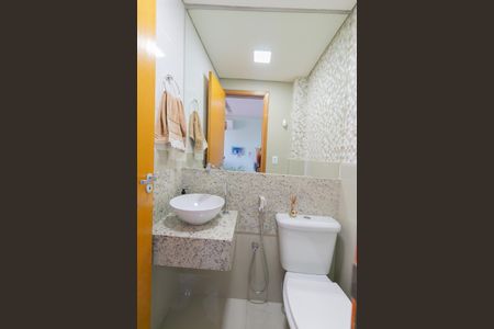 Apartamento à venda com 140m², 2 quartos e 2 vagas Apartamento à venda com 140m², 2 quartos e 2 vagasBanheiro
