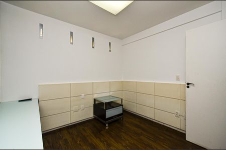 Apartamento à venda com 300m², 3 quartos e 3 vagas Apartamento à venda com 300m², 3 quartos e 3 vagasSuite 1