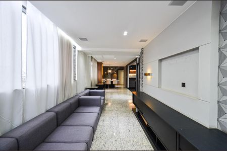 Apartamento à venda com 300m², 3 quartos e 3 vagas Apartamento à venda com 300m², 3 quartos e 3 vagasSala de Estar