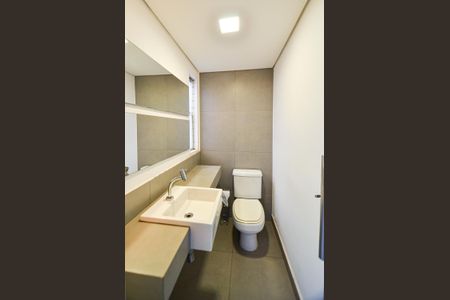 Apartamento à venda com 300m², 3 quartos e 3 vagas Apartamento à venda com 300m², 3 quartos e 3 vagasLavabo 2 Cobertura