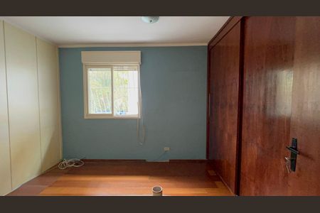Casa à venda com 220m², 4 quartos e 2 vagas Casa à venda com 220m², 4 quartos e 2 vagasQuarto 1