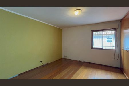 Casa à venda com 220m², 4 quartos e 2 vagas Casa à venda com 220m², 4 quartos e 2 vagasSuite