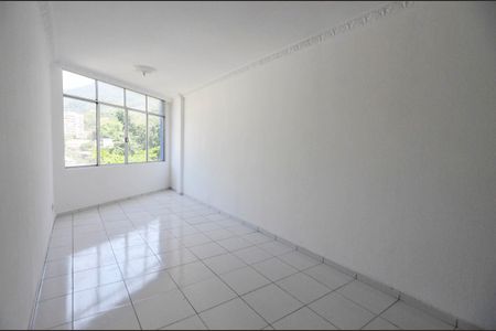 Sala de apartamento para alugar com 2 quartos, 75m² em Tijuca, Rio de Janeiro