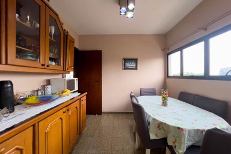 Apartamento à venda com 143m², 3 quartos e 2 vagas Apartamento à venda com 143m², 3 quartos e 2 vagasCopa