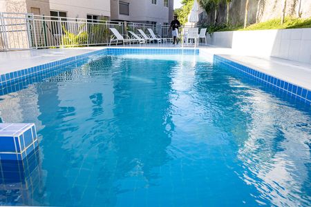 Apartamento para alugar com 53m², 2 quartos e 1 vagaÁrea comum - Piscina