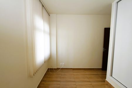 Apartamento à venda com 115m², 3 quartos e 1 vagaQuarto 2