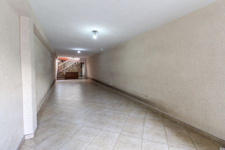 Casa para alugar com 120m², 3 quartos e 4 vagas Casa para alugar com 120m², 3 quartos e 4 vagasGaragem