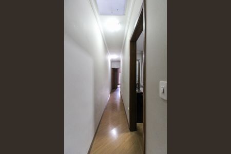 Casa para alugar com 120m², 3 quartos e 4 vagas Casa para alugar com 120m², 3 quartos e 4 vagasCorredor