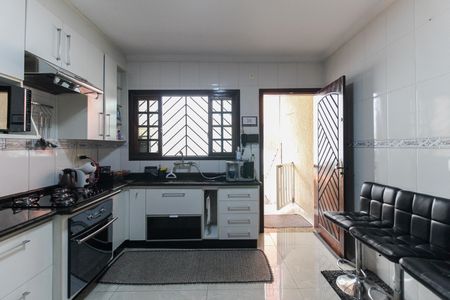 Casa para alugar com 120m², 3 quartos e 4 vagas Casa para alugar com 120m², 3 quartos e 4 vagasCozinha