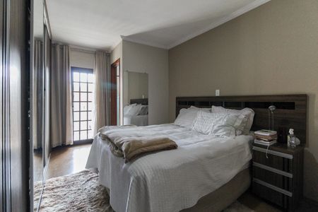 Casa para alugar com 120m², 3 quartos e 4 vagas Casa para alugar com 120m², 3 quartos e 4 vagasSuíte 1