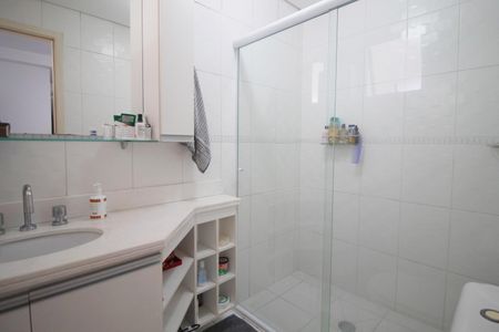 Apartamento à venda com 139m², 3 quartos e 3 vagasBanheiro da Suíte 2