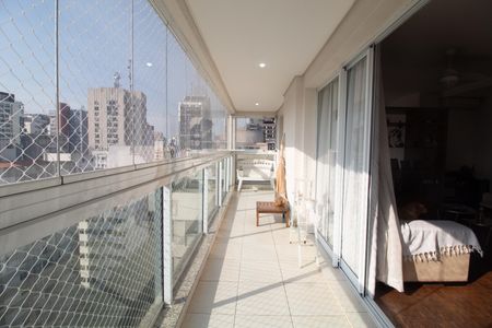Apartamento à venda com 139m², 3 quartos e 3 vagasSacada