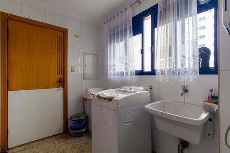 Apartamento à venda com 115m², 3 quartos e 3 vagasÁrea de Serviço