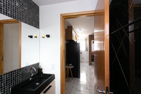 Apartamento à venda com 40m², 2 quartos e sem vaga Apartamento à venda com 40m², 2 quartos e sem vagaBanheiro