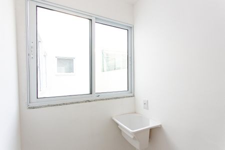 Apartamento à venda com 37m², 2 quartos e sem vaga Apartamento à venda com 37m², 2 quartos e sem vagaÁrea de Serviço