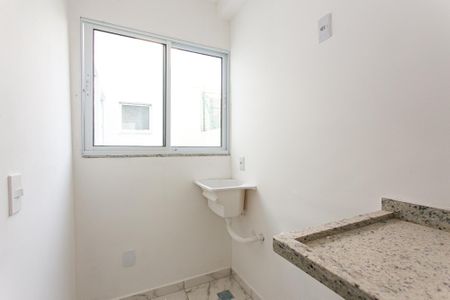 Apartamento à venda com 37m², 2 quartos e sem vaga Apartamento à venda com 37m², 2 quartos e sem vagaÁrea de Serviço
