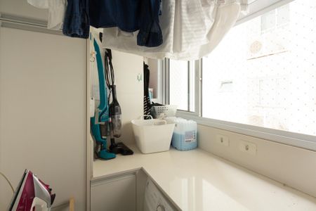 Apartamento à venda com 120m², 4 quartos e 3 vagas Apartamento à venda com 120m², 4 quartos e 3 vagasÁrea de Serviço