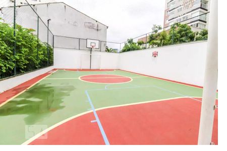 Apartamento à venda com 120m², 4 quartos e 3 vagas Apartamento à venda com 120m², 4 quartos e 3 vagasQuadra Esportiva