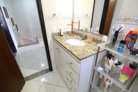 Casa de condomínio à venda com 70m², 3 quartos e 1 vagaBanheiro social