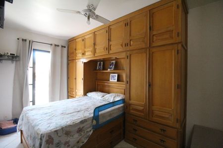 Casa de condomínio à venda com 70m², 3 quartos e 1 vagaSuíte