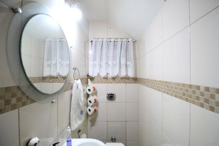 Casa de condomínio à venda com 70m², 3 quartos e 1 vagaLavabo