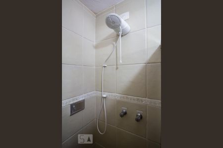 Casa à venda com 180m², 5 quartos e 5 vagas Casa à venda com 180m², 5 quartos e 5 vagasBanheiro social