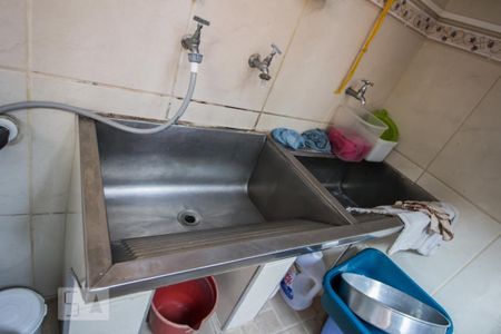 Casa à venda com 180m², 5 quartos e 5 vagas Casa à venda com 180m², 5 quartos e 5 vagasÁrea de Serviço