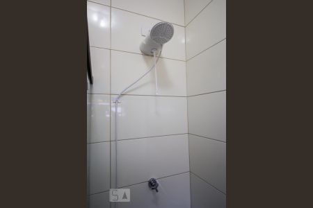 Casa à venda com 180m², 5 quartos e 5 vagas Casa à venda com 180m², 5 quartos e 5 vagasBanheiro suíte