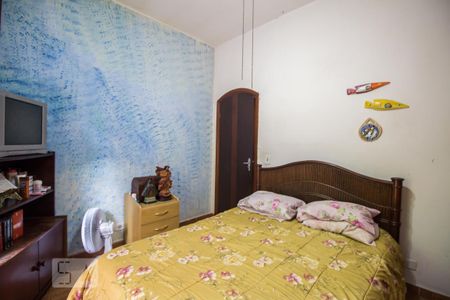 Casa à venda com 180m², 5 quartos e 5 vagas Casa à venda com 180m², 5 quartos e 5 vagasQuarto 1