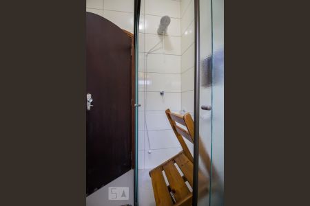 Casa à venda com 180m², 5 quartos e 5 vagas Casa à venda com 180m², 5 quartos e 5 vagasBanheiro suíte