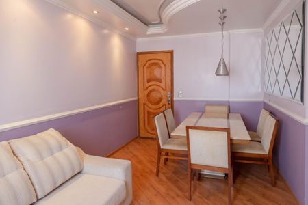 Sala de apartamento à venda com 3 quartos, 60m² em Jardim Santa Edwirges, Guarulhos