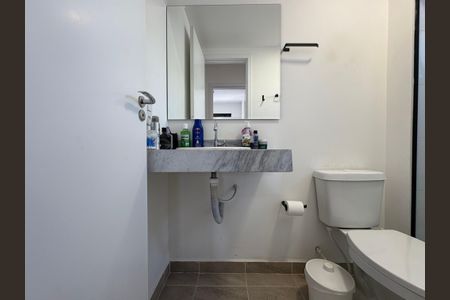 Apartamento à venda com 48m², 2 quartos e 1 vaga Apartamento à venda com 48m², 2 quartos e 1 vagaBanheiro
