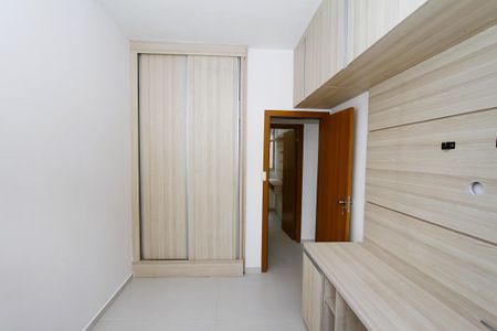 Apartamento à venda com 75m², 3 quartos e 1 vagaQuarto 2