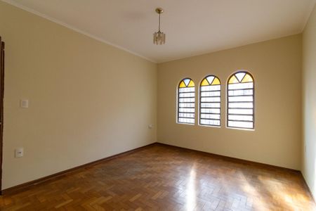 Sala de casa à venda com 3 quartos, 120m² em Parque São Quirino, Campinas