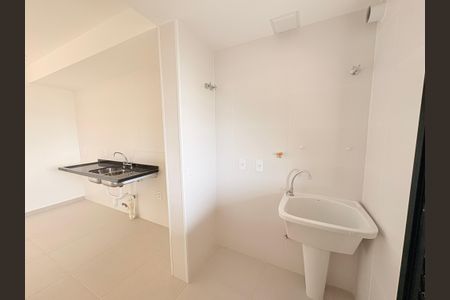 Apartamento à venda com 95m², 2 quartos e 2 vagasÁrea de Serviço